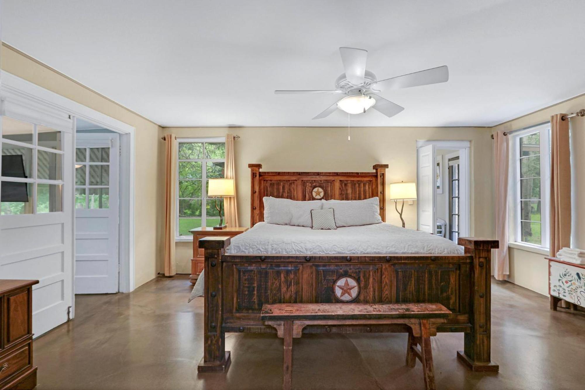 Vila Rock House On Cypress Creek Wimberley Exteriér fotografie